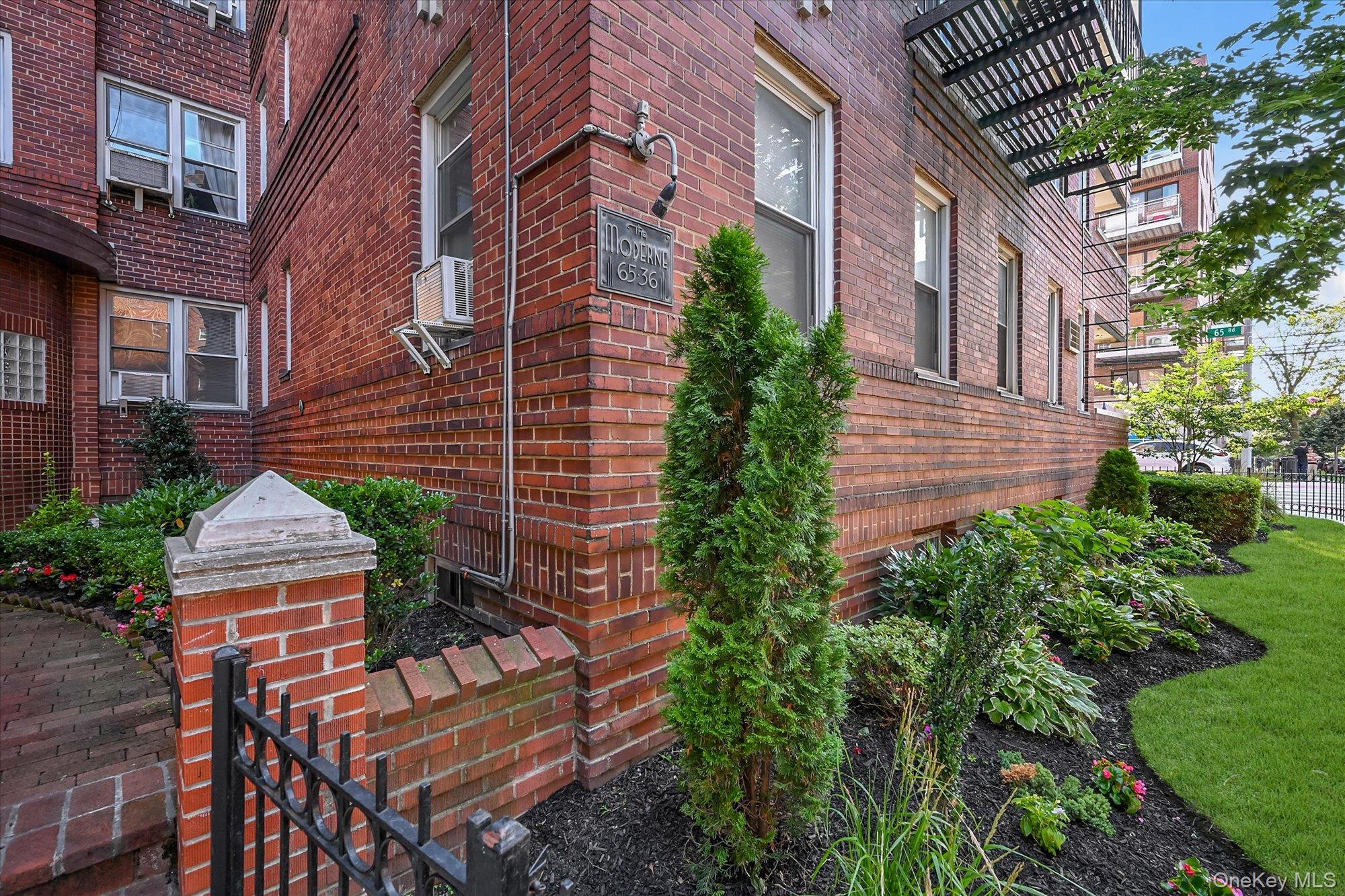 6536 Wetherole Street, Unit 608 photo 21