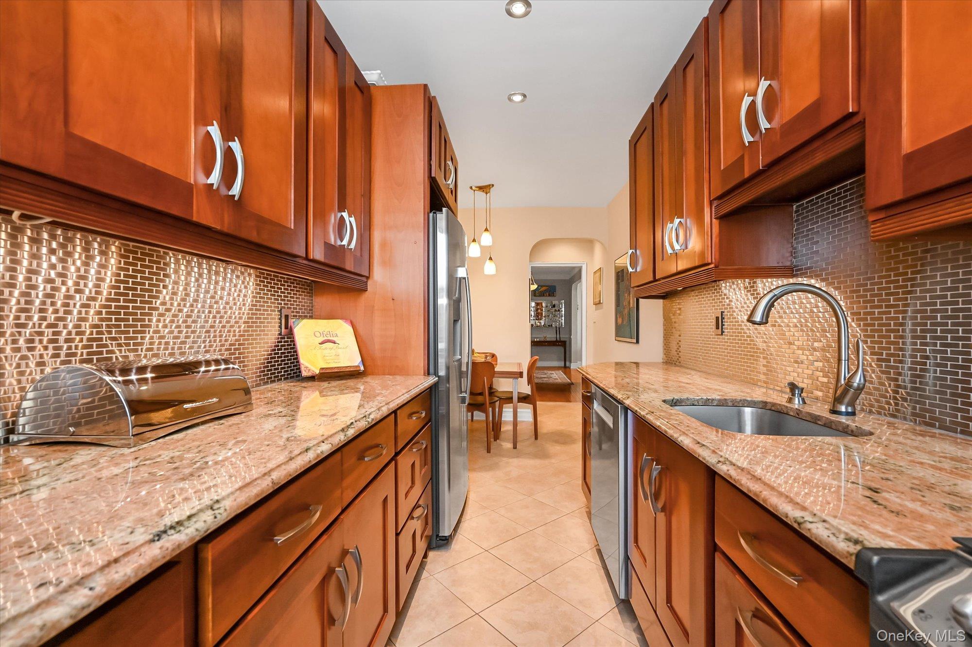 6536 Wetherole Street, Unit 608 photo 10