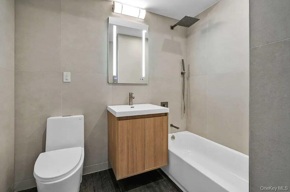 2525 31st Avenue, Unit 7A photo 5
