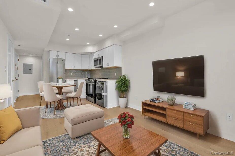 2525 31st Avenue, Unit 7A photo 2