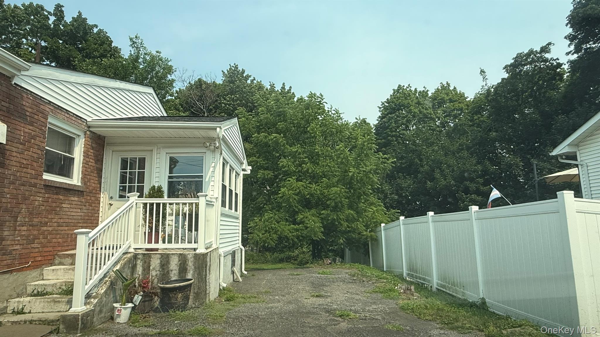 3 Elm Street – For Rent photo 16