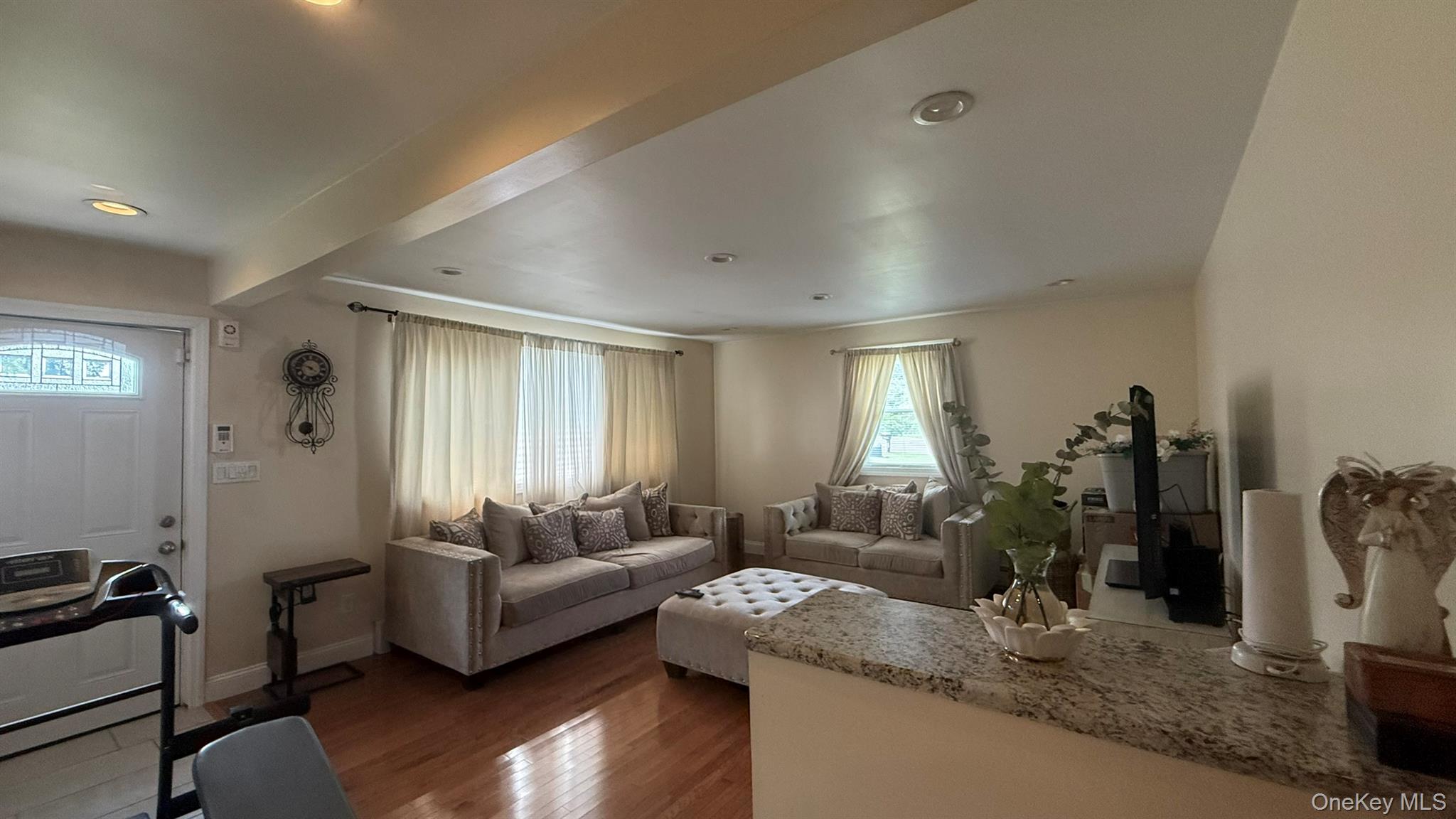 3 Elm Street – For Rent photo 9