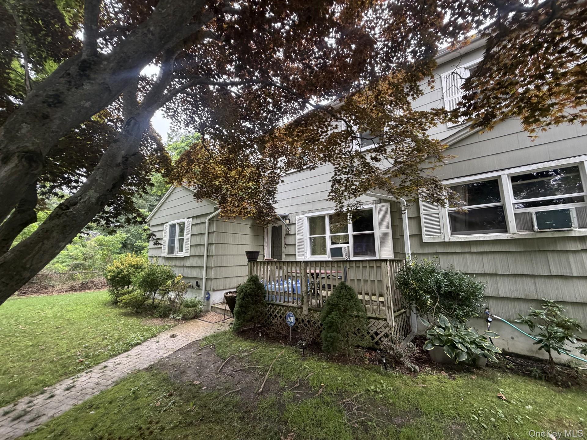 8 Windus Drive – For Sale photo 2