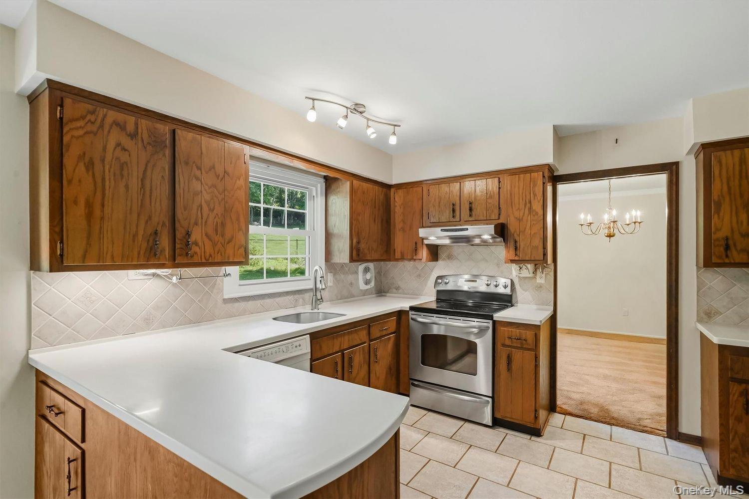 16 Panel Lane – For Sale photo 8