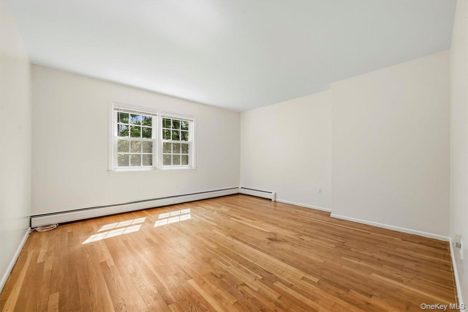 16 Panel Lane – For Sale photo 35