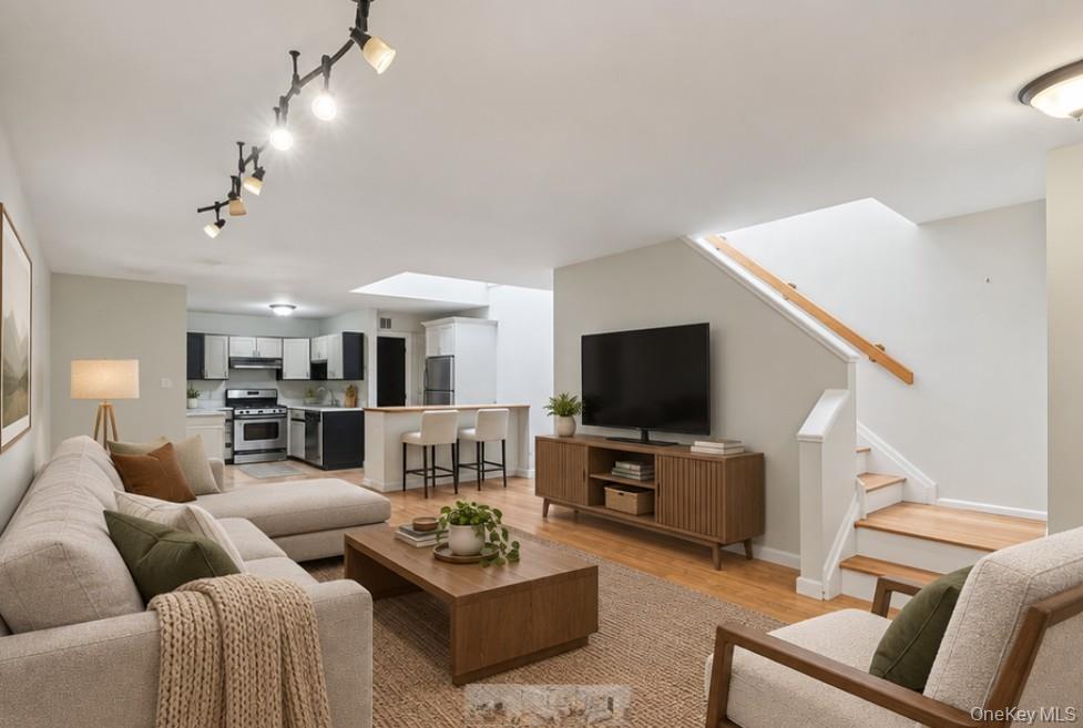 215 Washington Street, Unit 19 photo 2