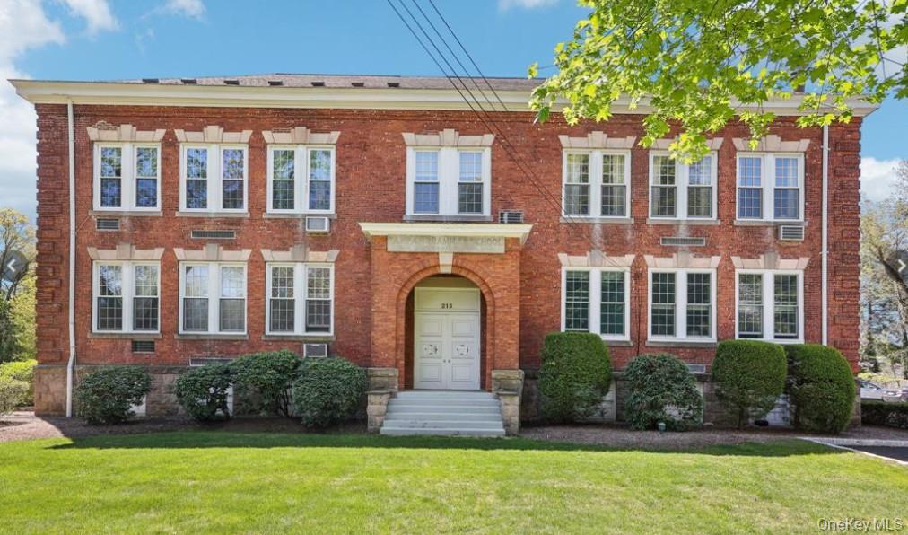 215 Washington Street, Unit 19