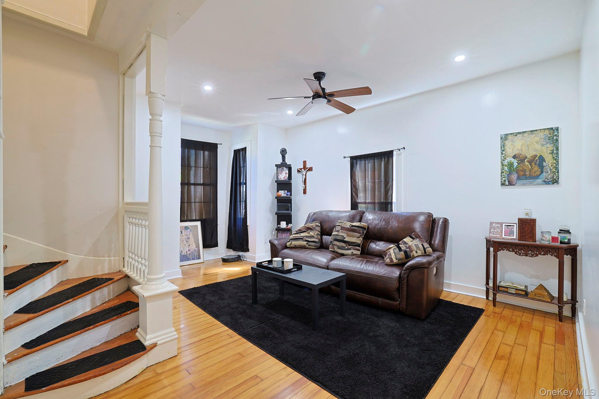 1666 Main Street – For Sale photo 9