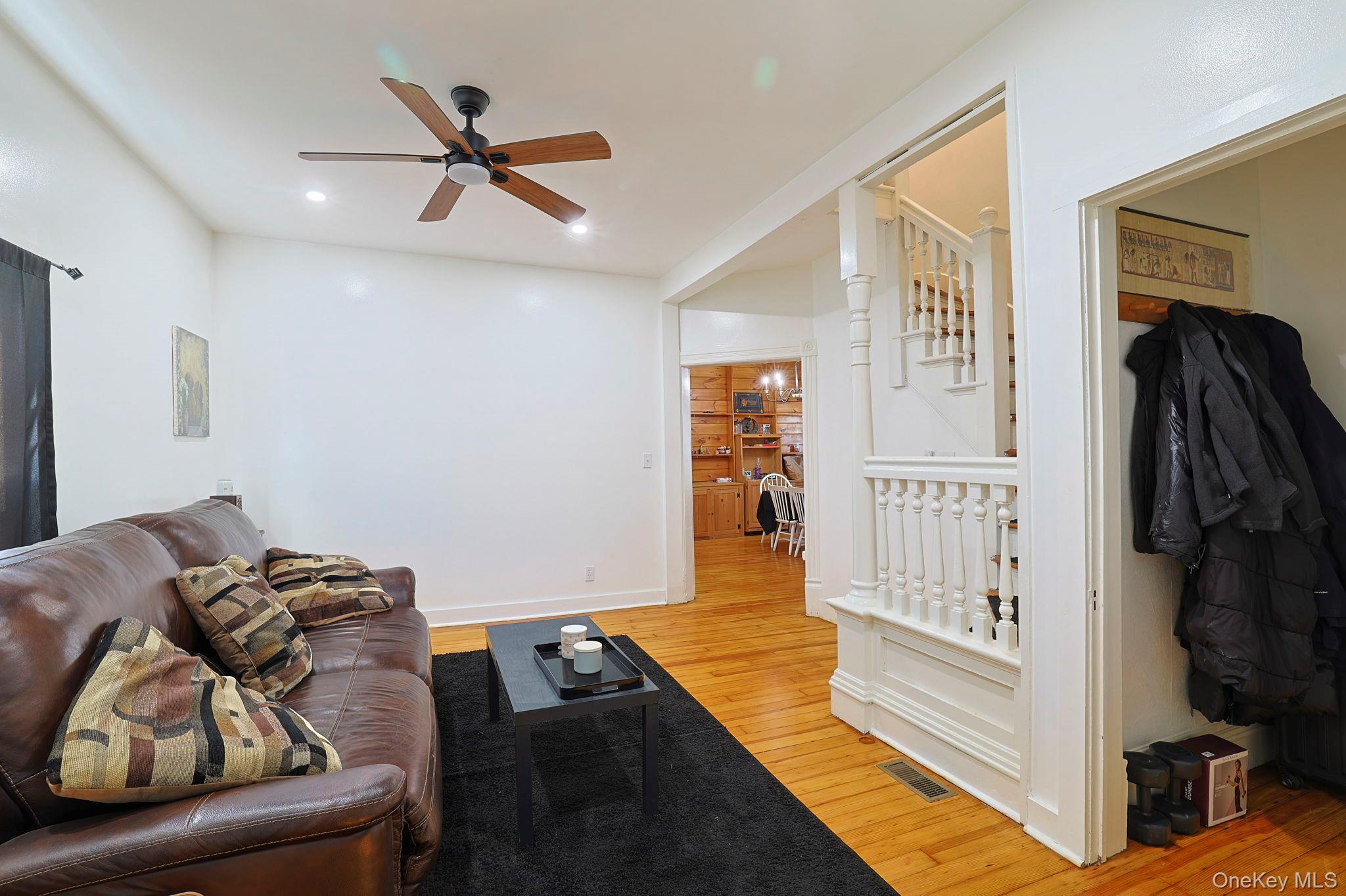1666 Main Street – For Sale photo 8
