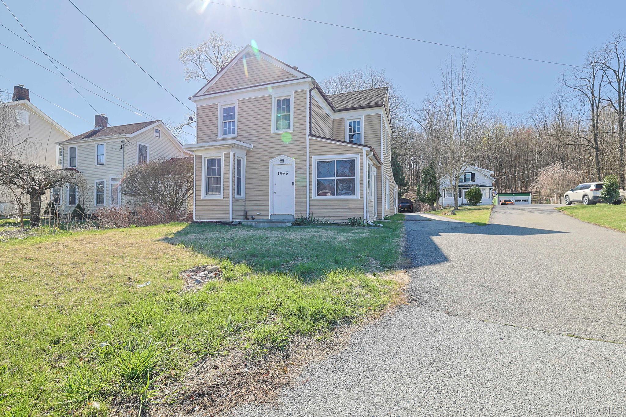 1666 Main Street – For Sale