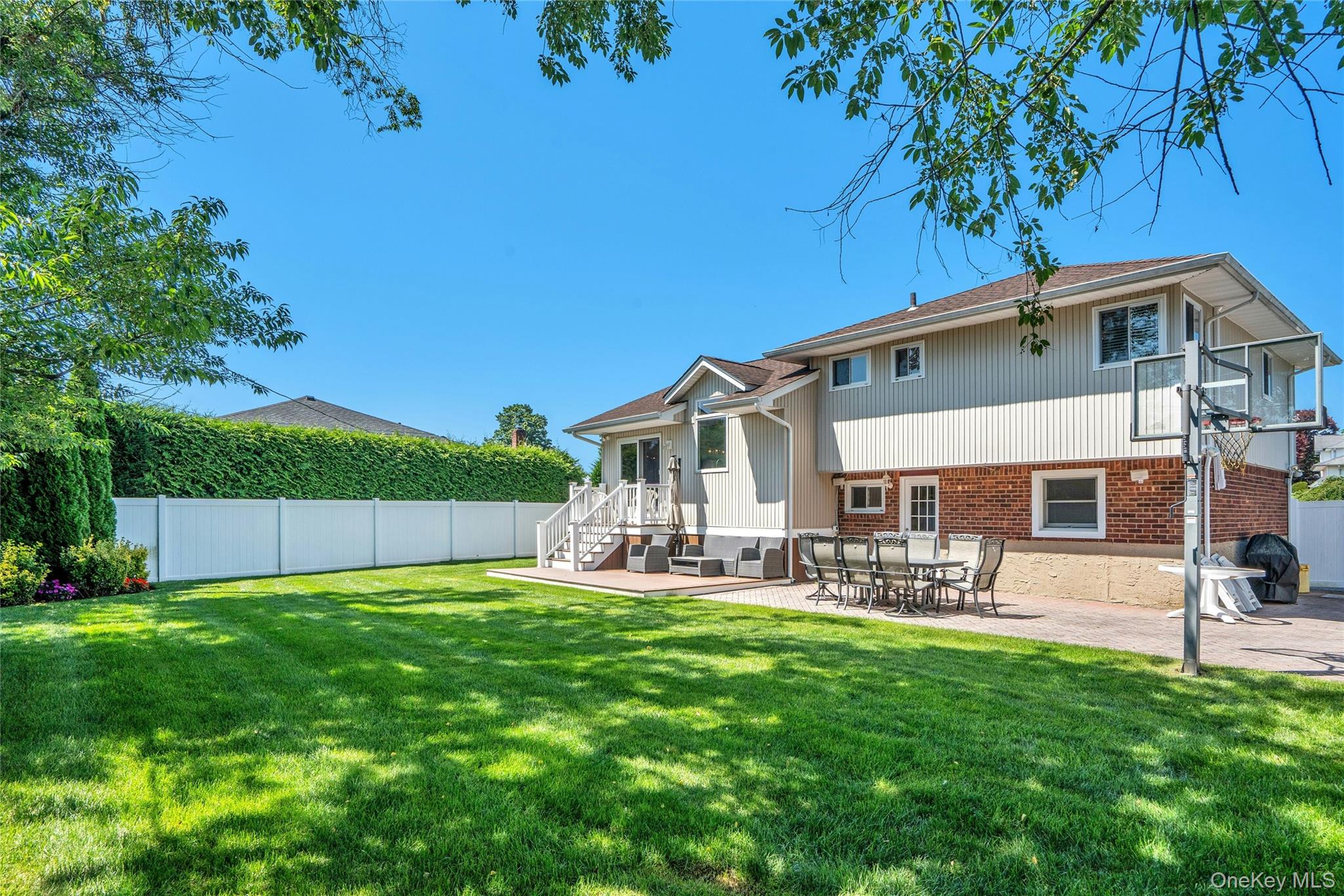 109 Plymouth Road – For Sale photo 25