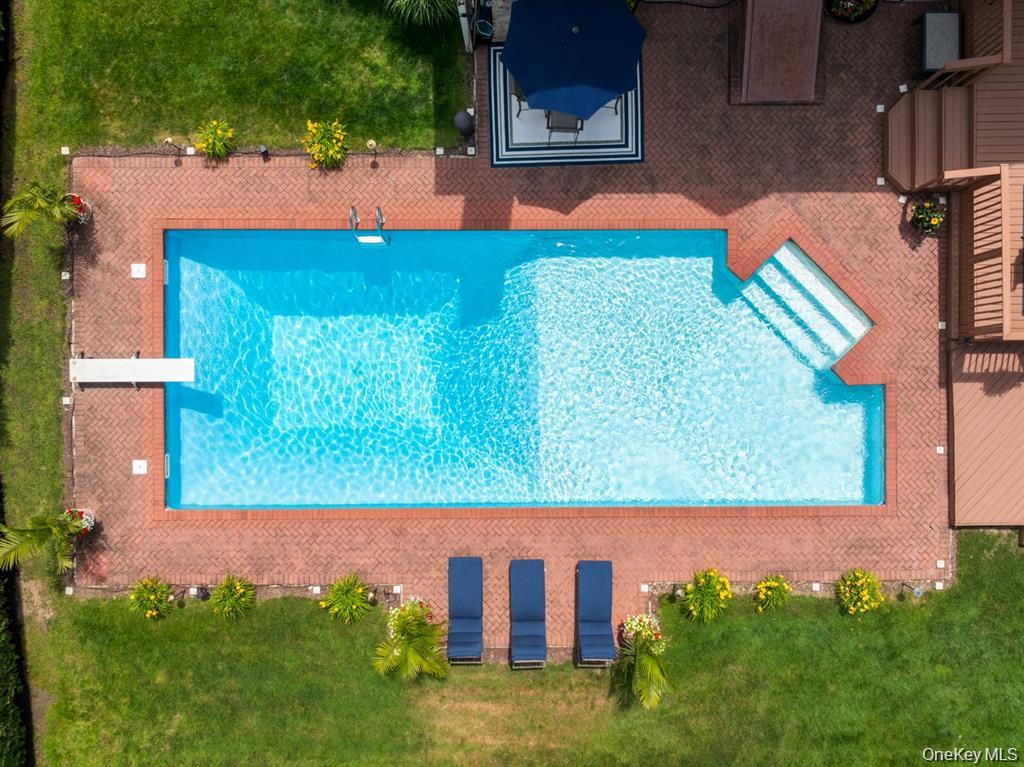 15 Teal Crescent – For Sale photo 31