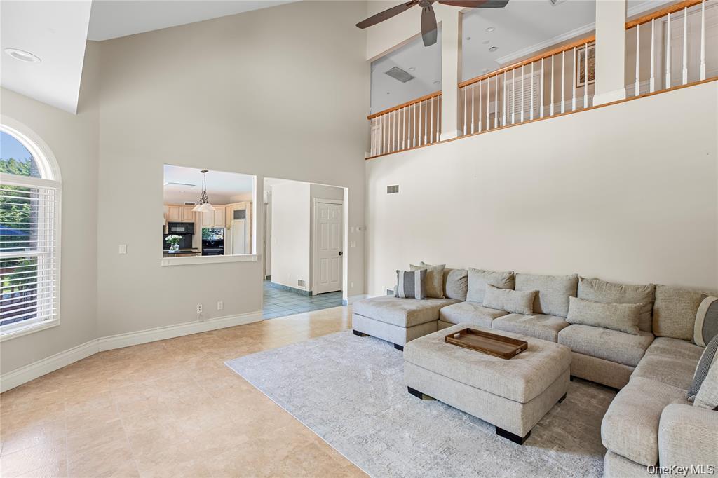 15 Teal Crescent – For Sale photo 12