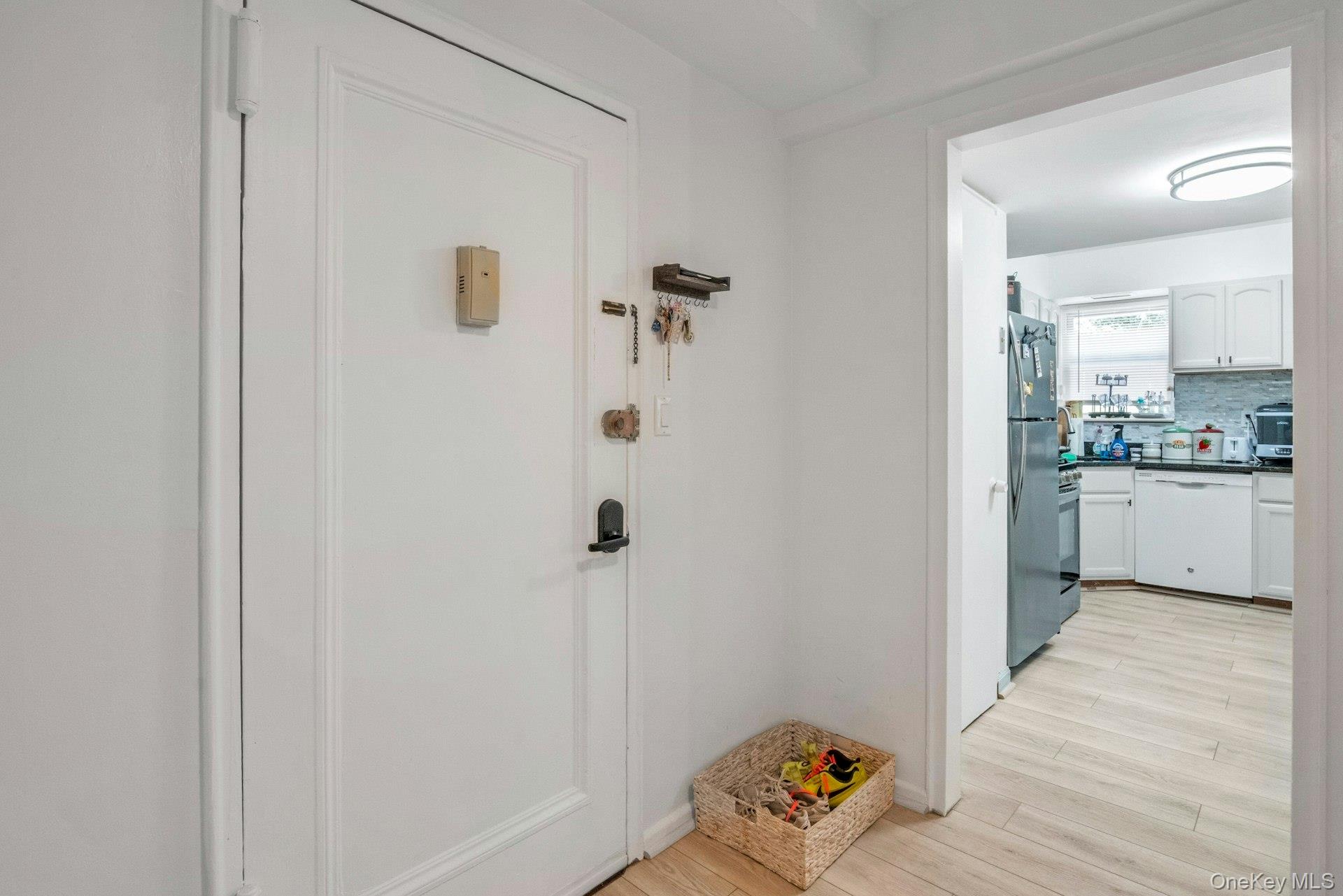 129-3 S Highland Avenue, Unit A2 photo 5