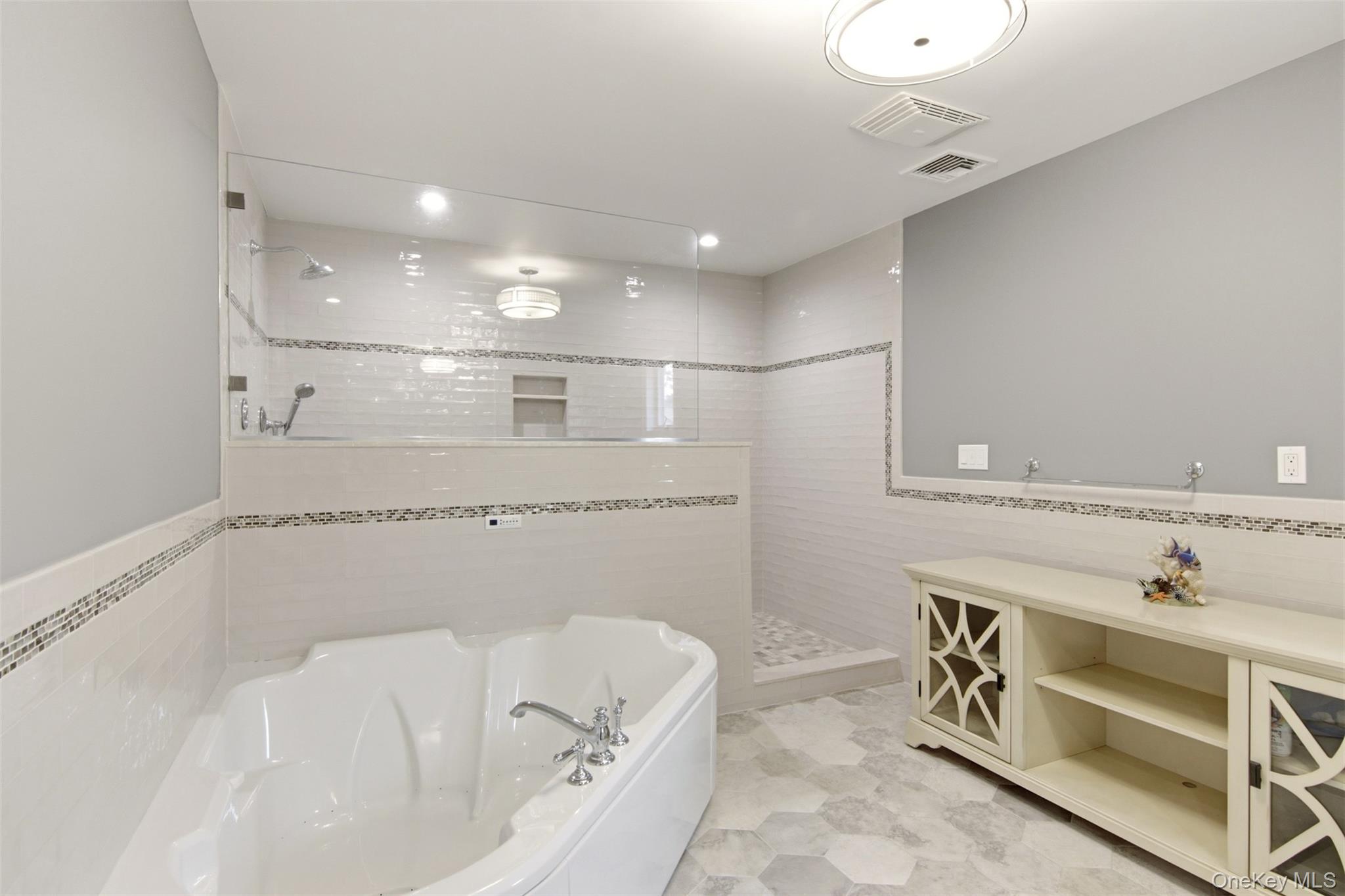 1 Geoffrey Avenue – For Sale photo 19