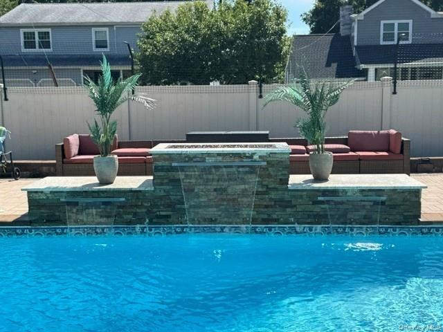 1 Geoffrey Avenue – For Sale photo 7