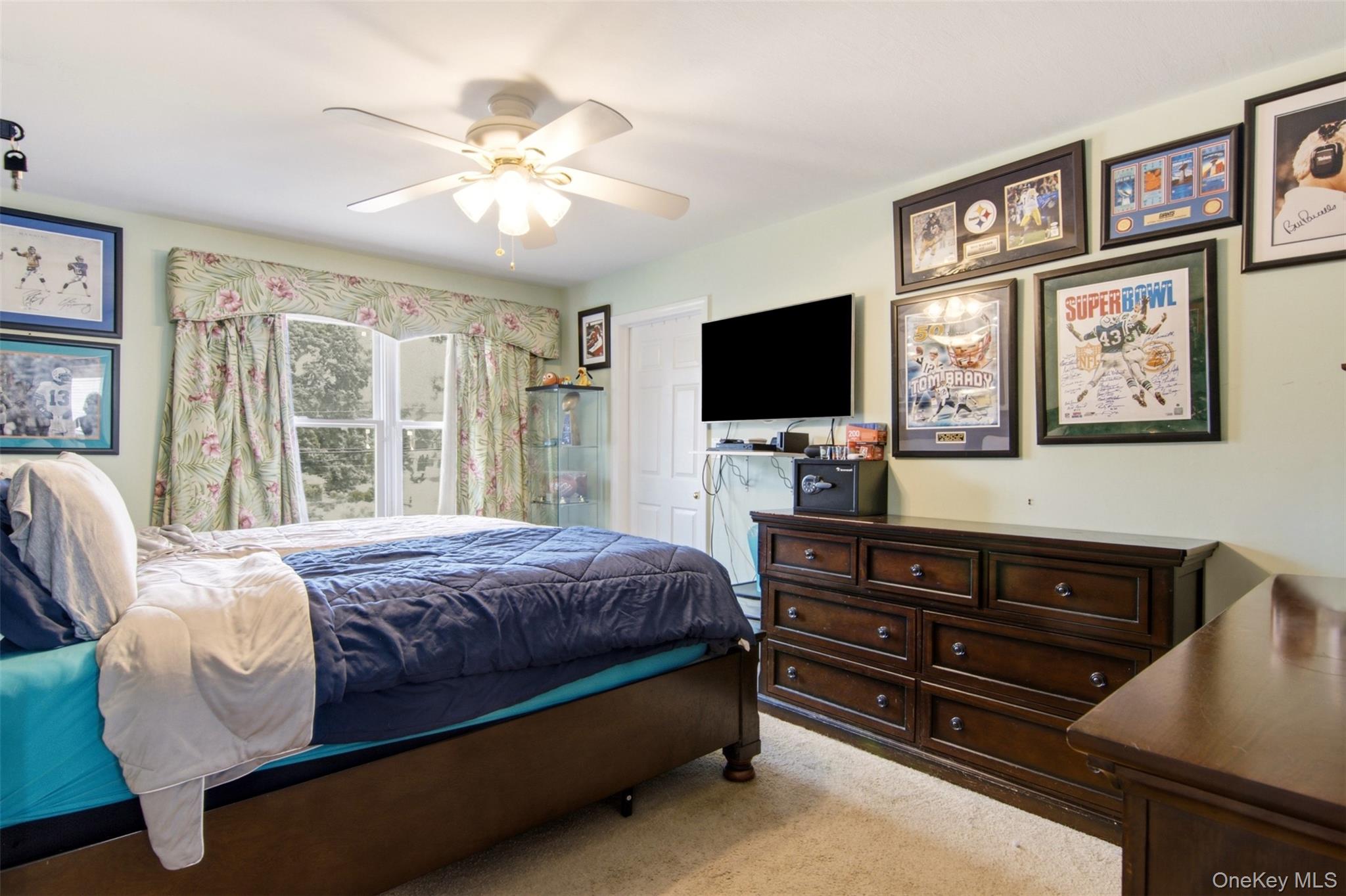 1 Geoffrey Avenue – For Sale photo 14
