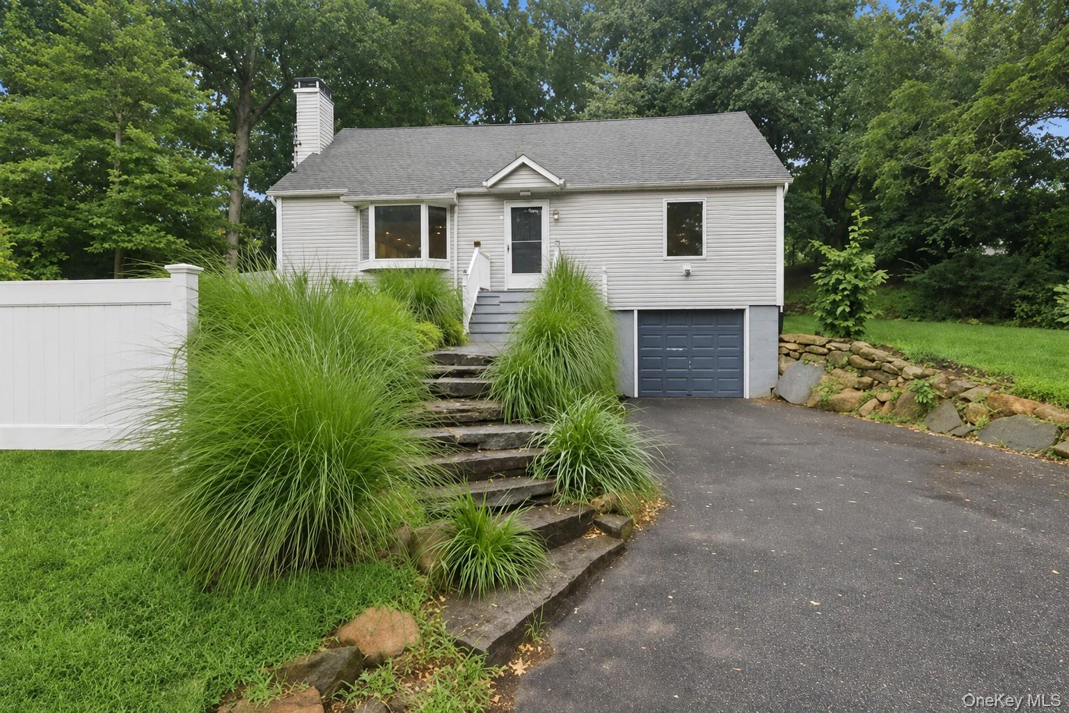 2639 N Wading River Road – For Sale