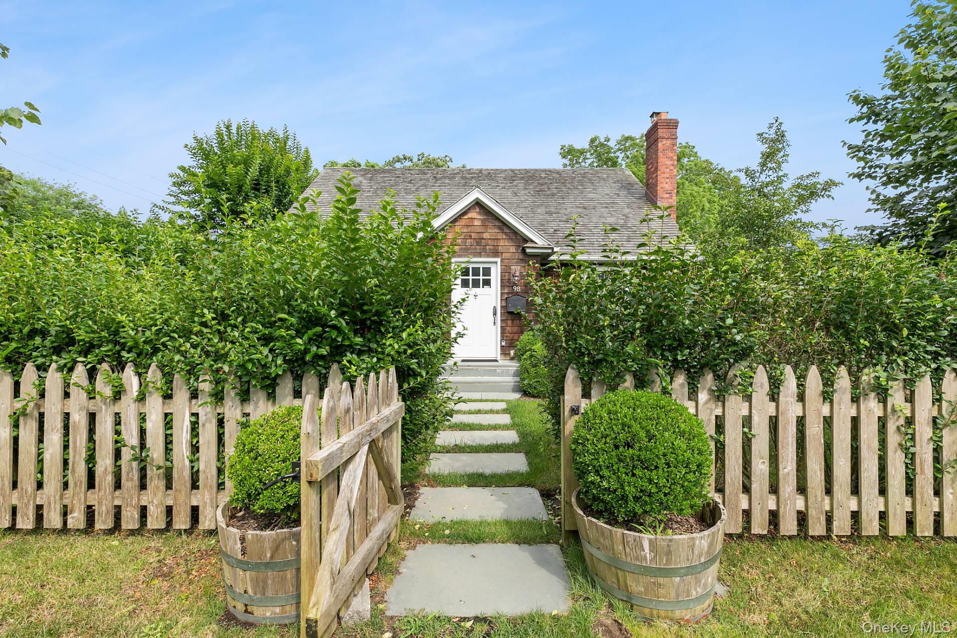98 Sherrill Road – For Rent photo 2