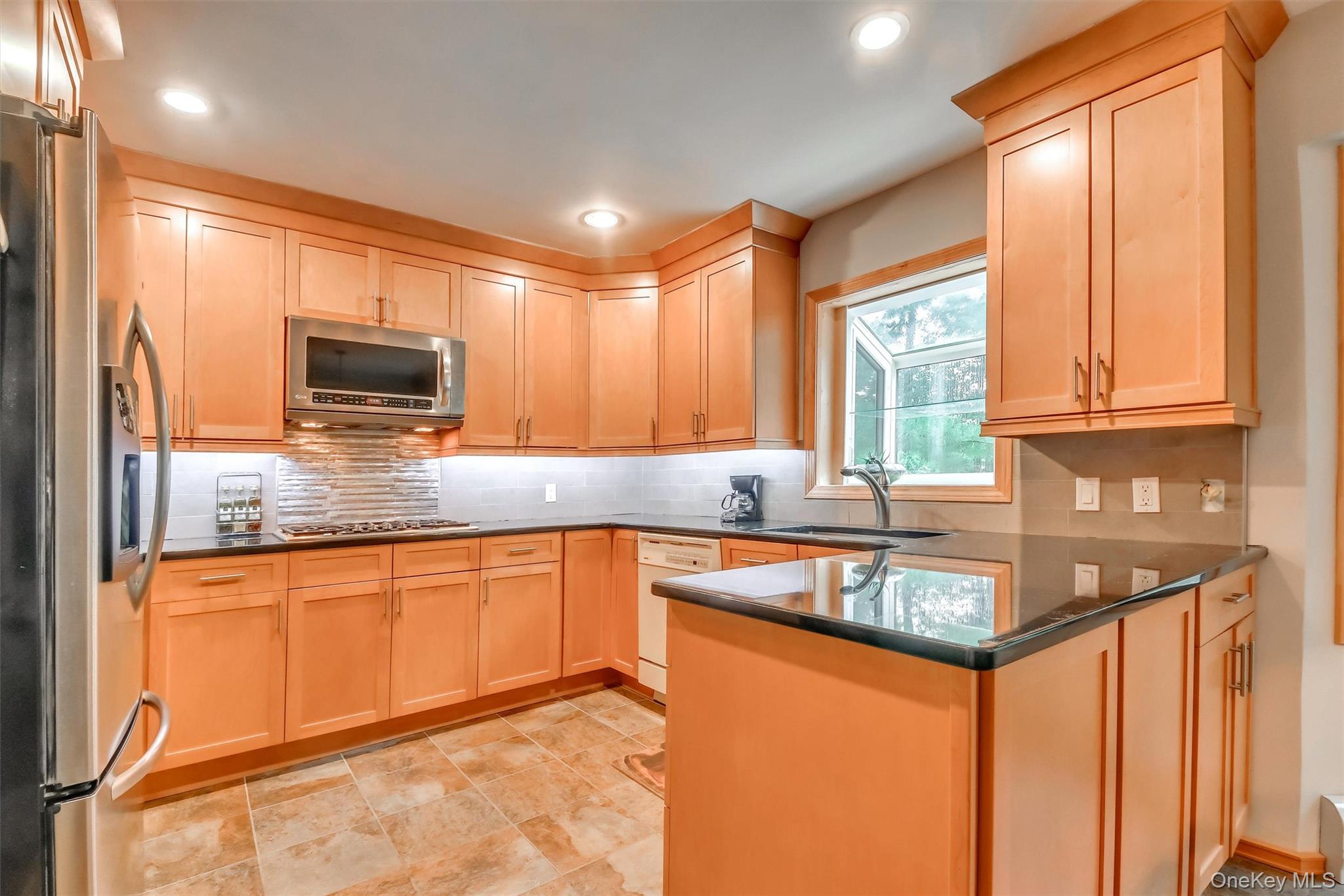 17 Esquire Road – For Rent photo 20