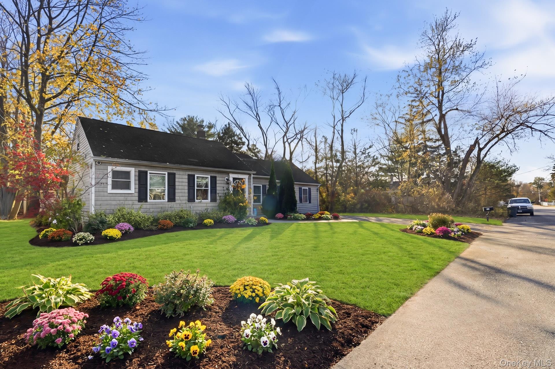 36 Ralph Avenue – For Sale photo 2