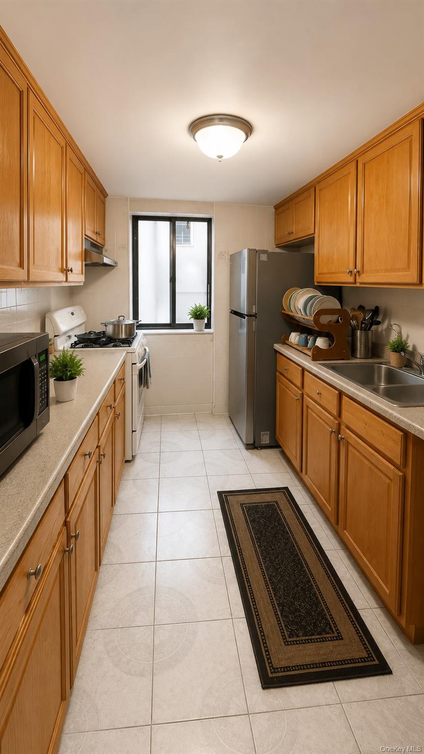 18016 Wexford Terrace, Unit 2B photo 3