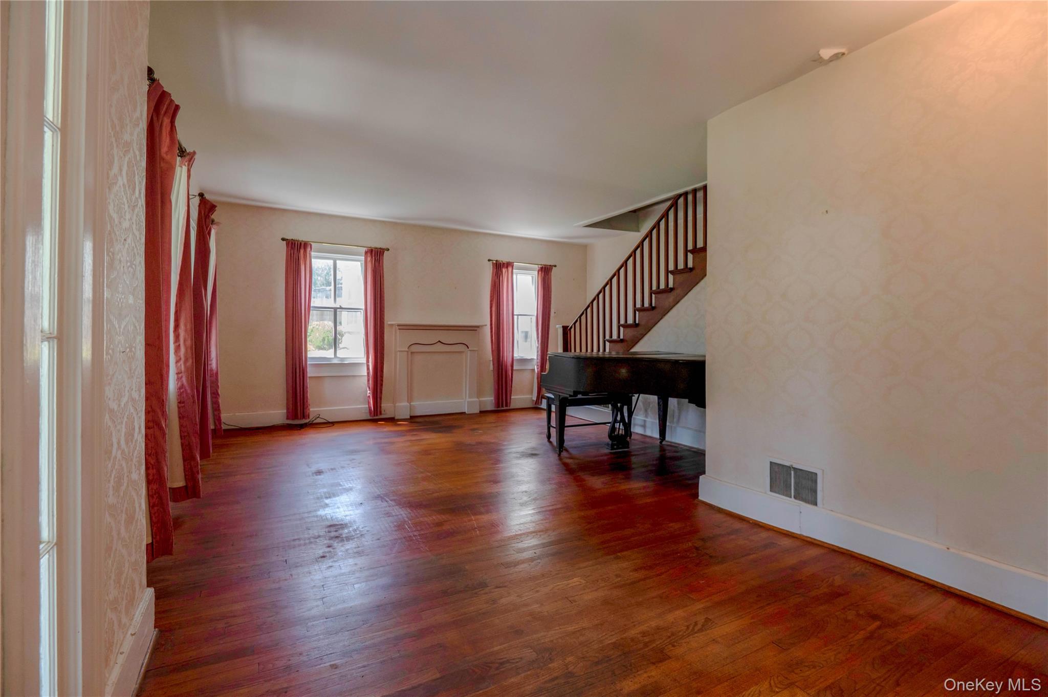 1402 Albany Avenue – For Sale photo 13