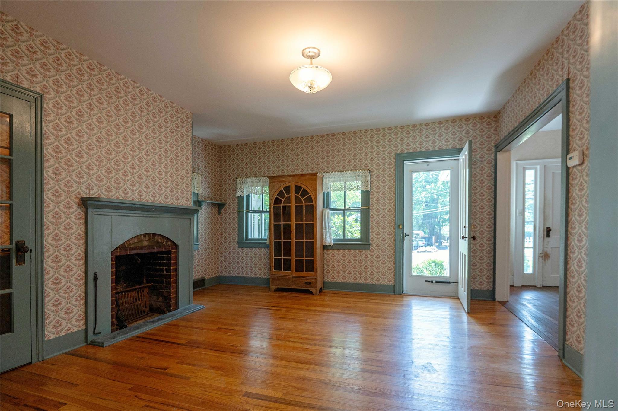 1402 Albany Avenue – For Sale photo 8