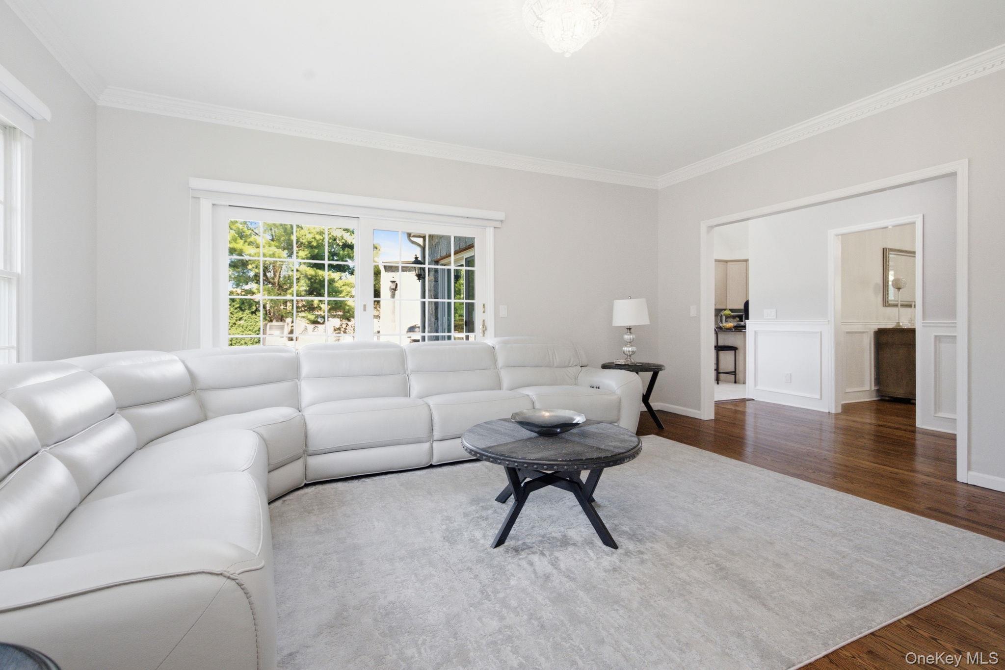 15 Ellis Drive, Unit 13 photo 10