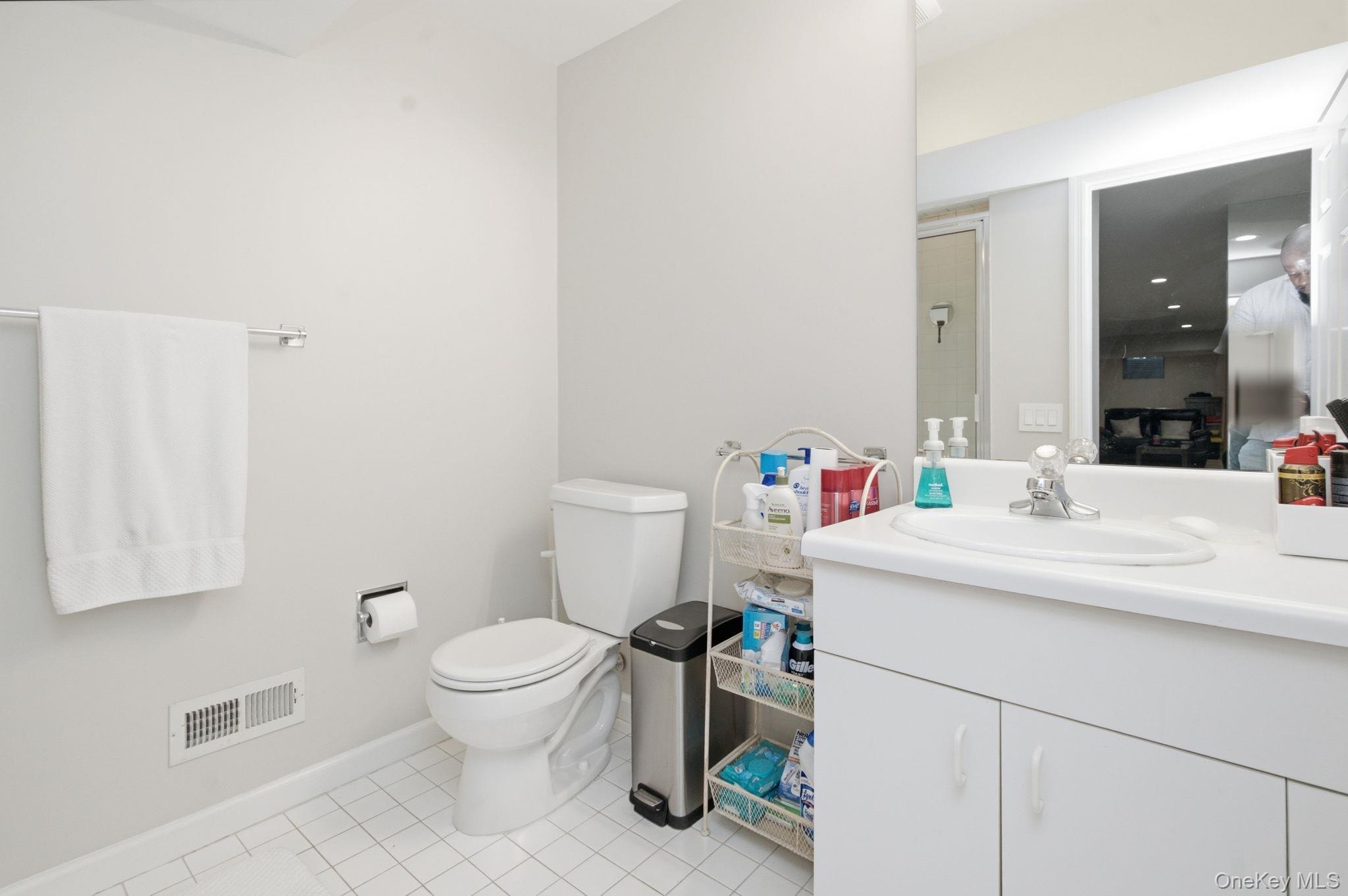 15 Ellis Drive, Unit 13 photo 29