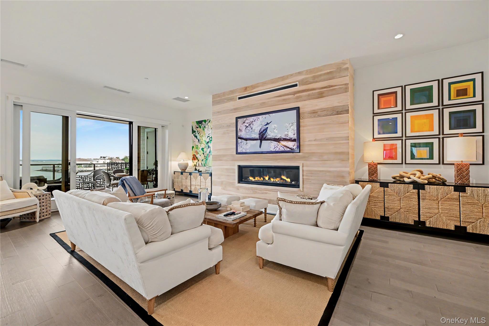 740 Davenport Avenue, Unit 1 photo 3
