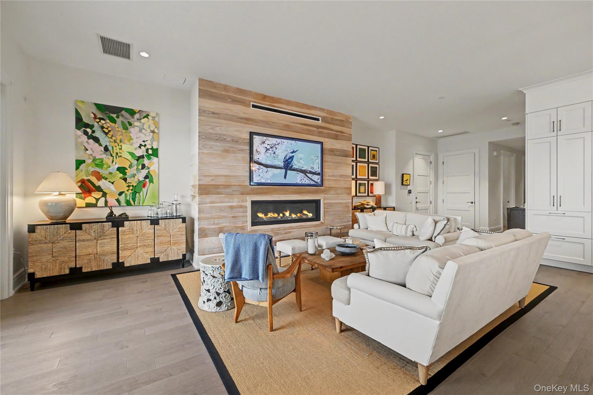 740 Davenport Avenue, Unit 1 photo 6
