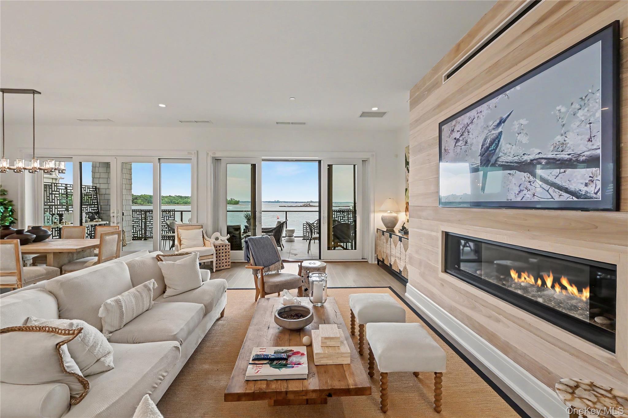740 Davenport Avenue, Unit 1 photo 2