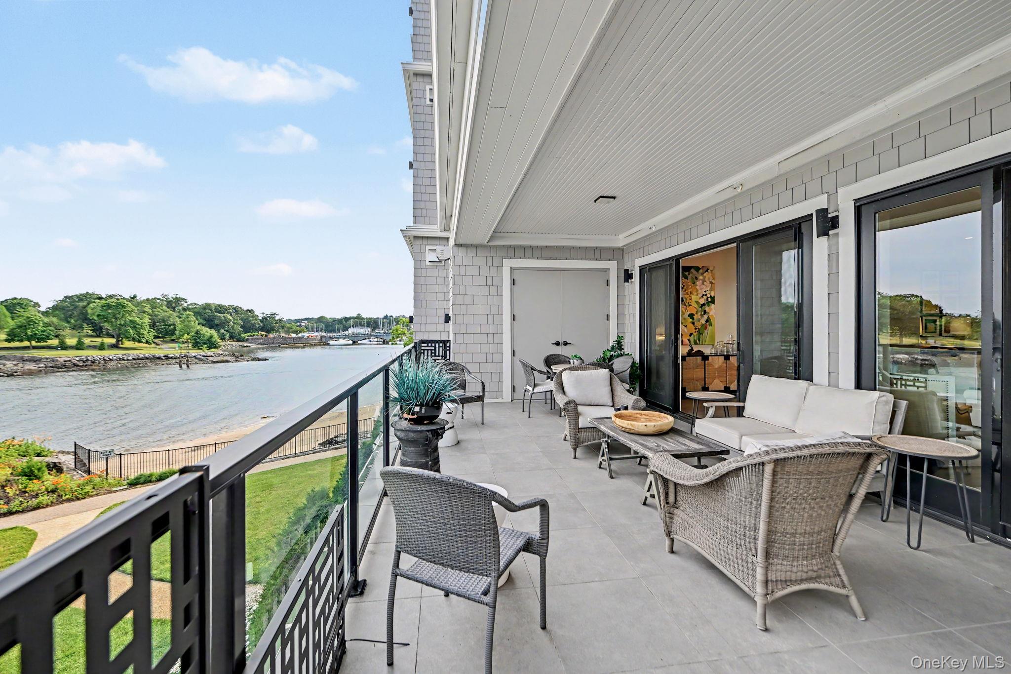 740 Davenport Avenue, Unit 1 photo 16