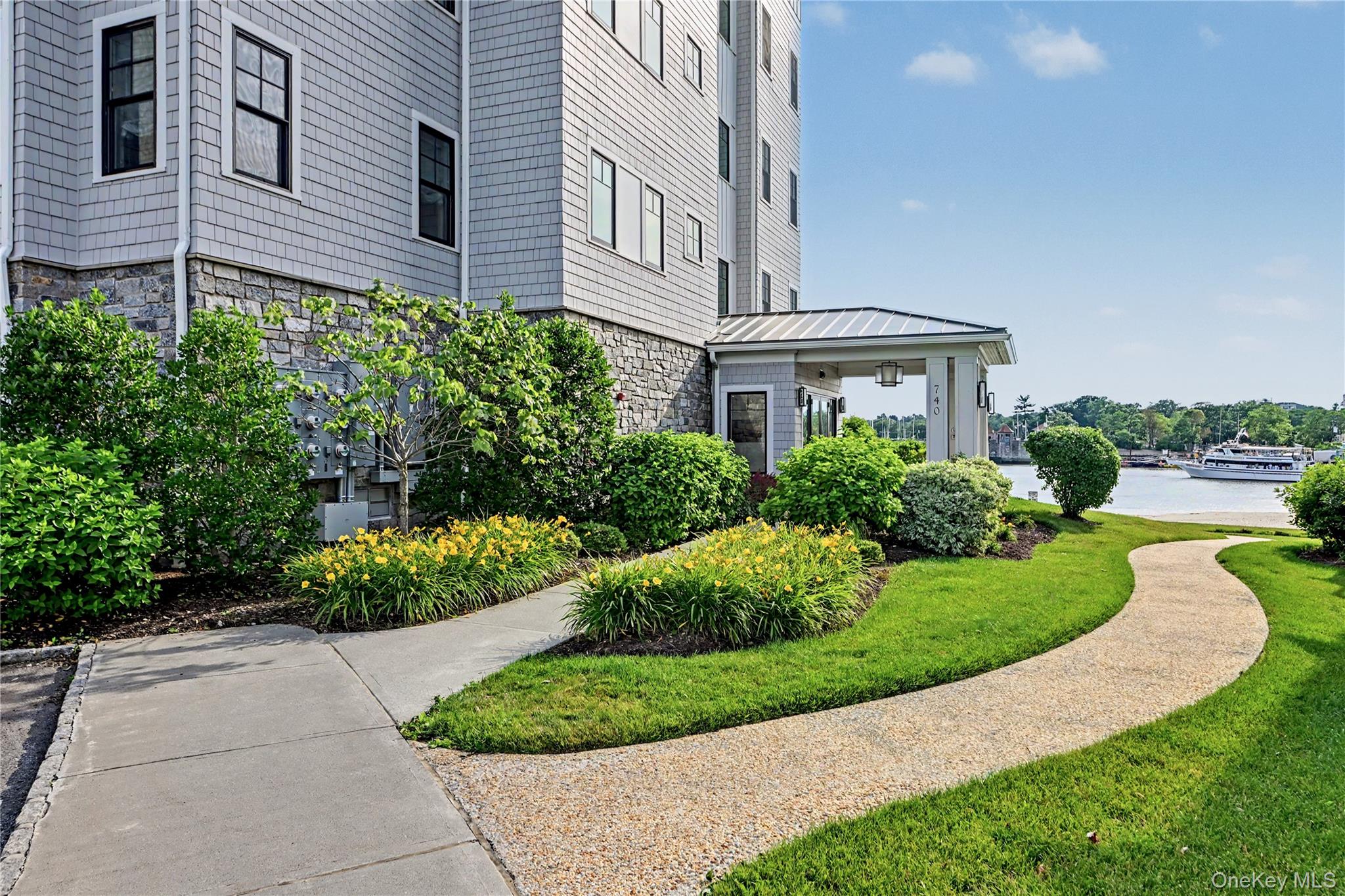 740 Davenport Avenue, Unit 1