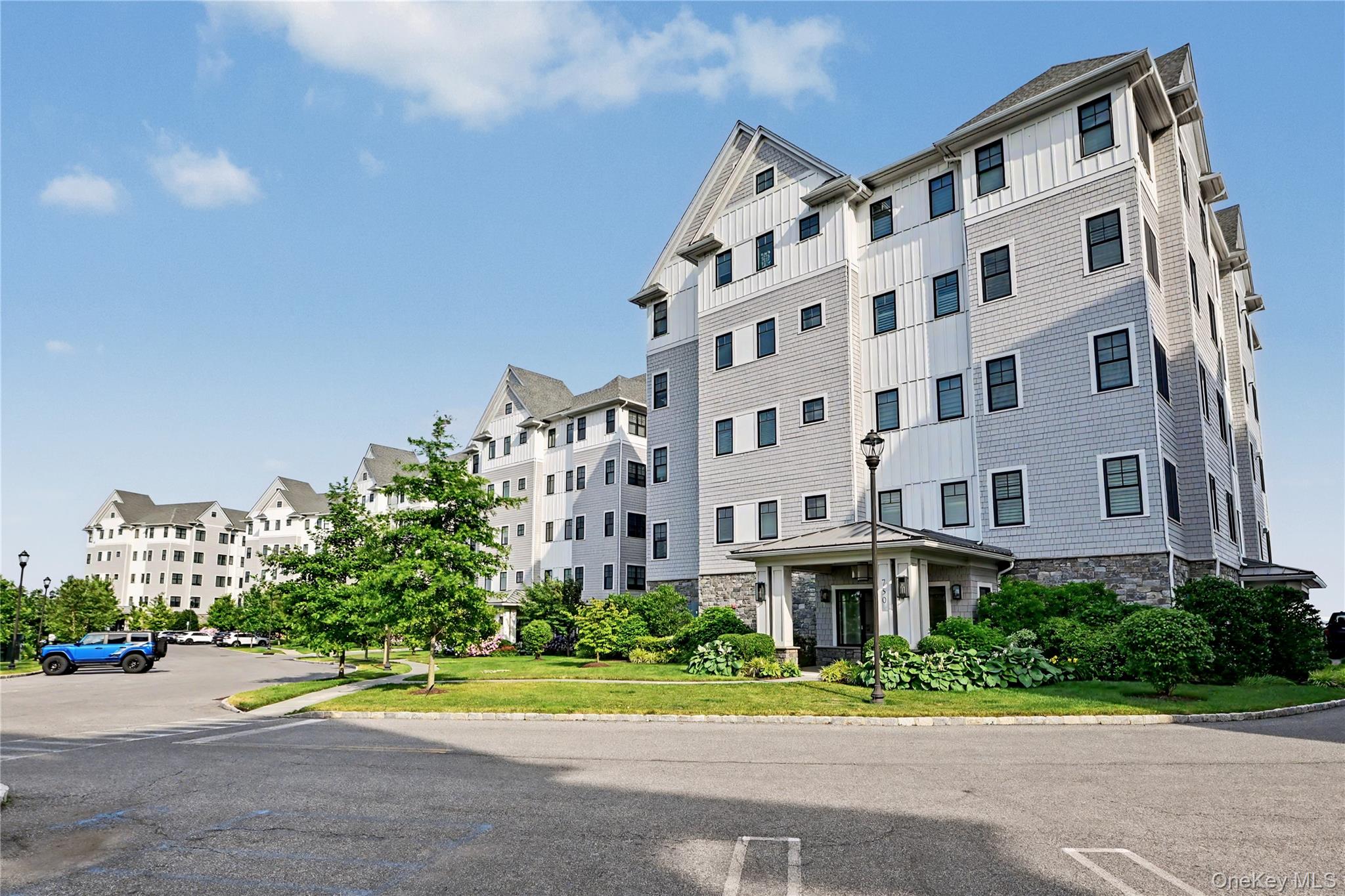 740 Davenport Avenue, Unit 1 photo 40