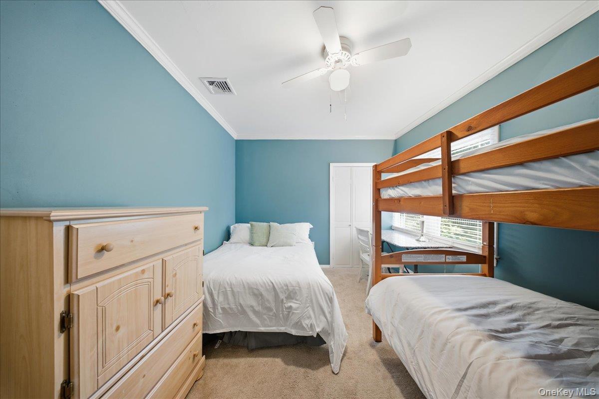 10 Graham Road – For Sale photo 13