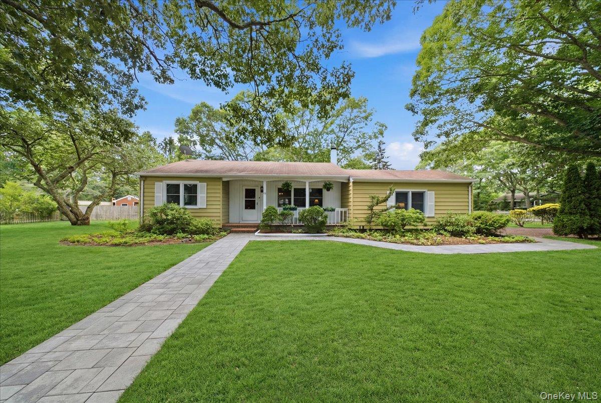 10 Graham Road – For Sale