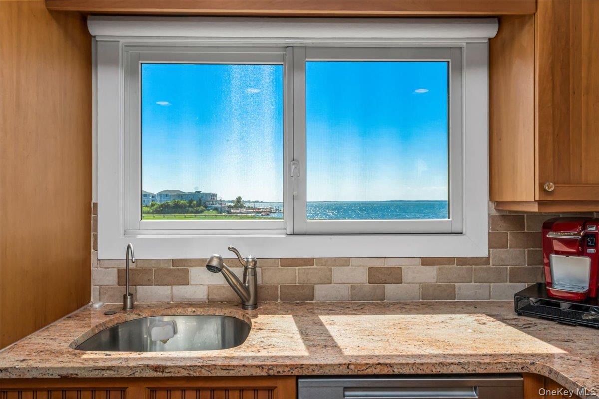 556 Dune Road – For Sale photo 16