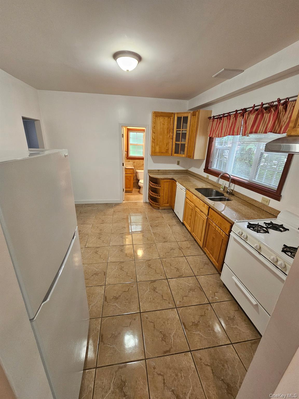 143 Searingtown Road – For Sale photo 15