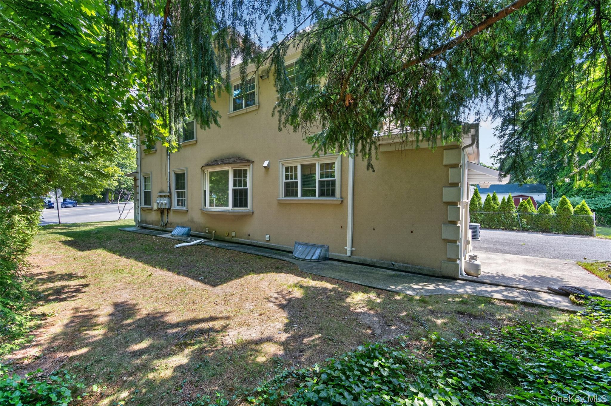 143 Searingtown Road – For Sale photo 9