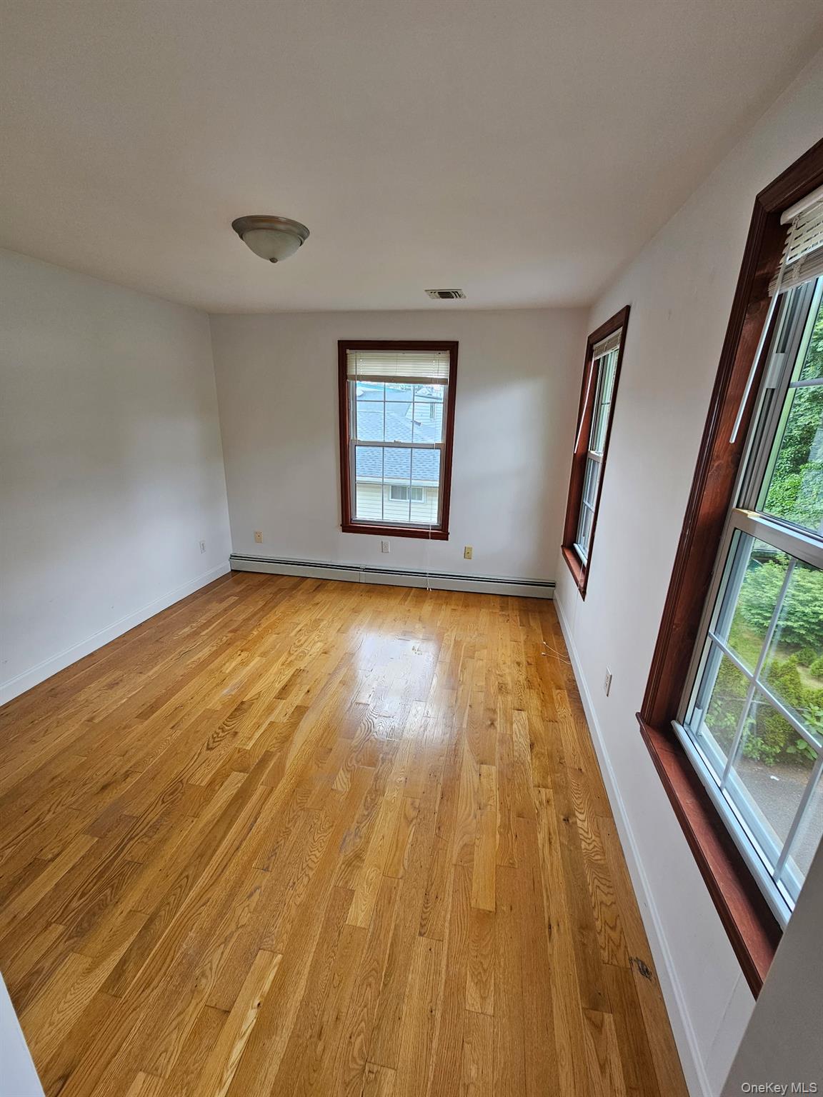 143 Searingtown Road – For Sale photo 20