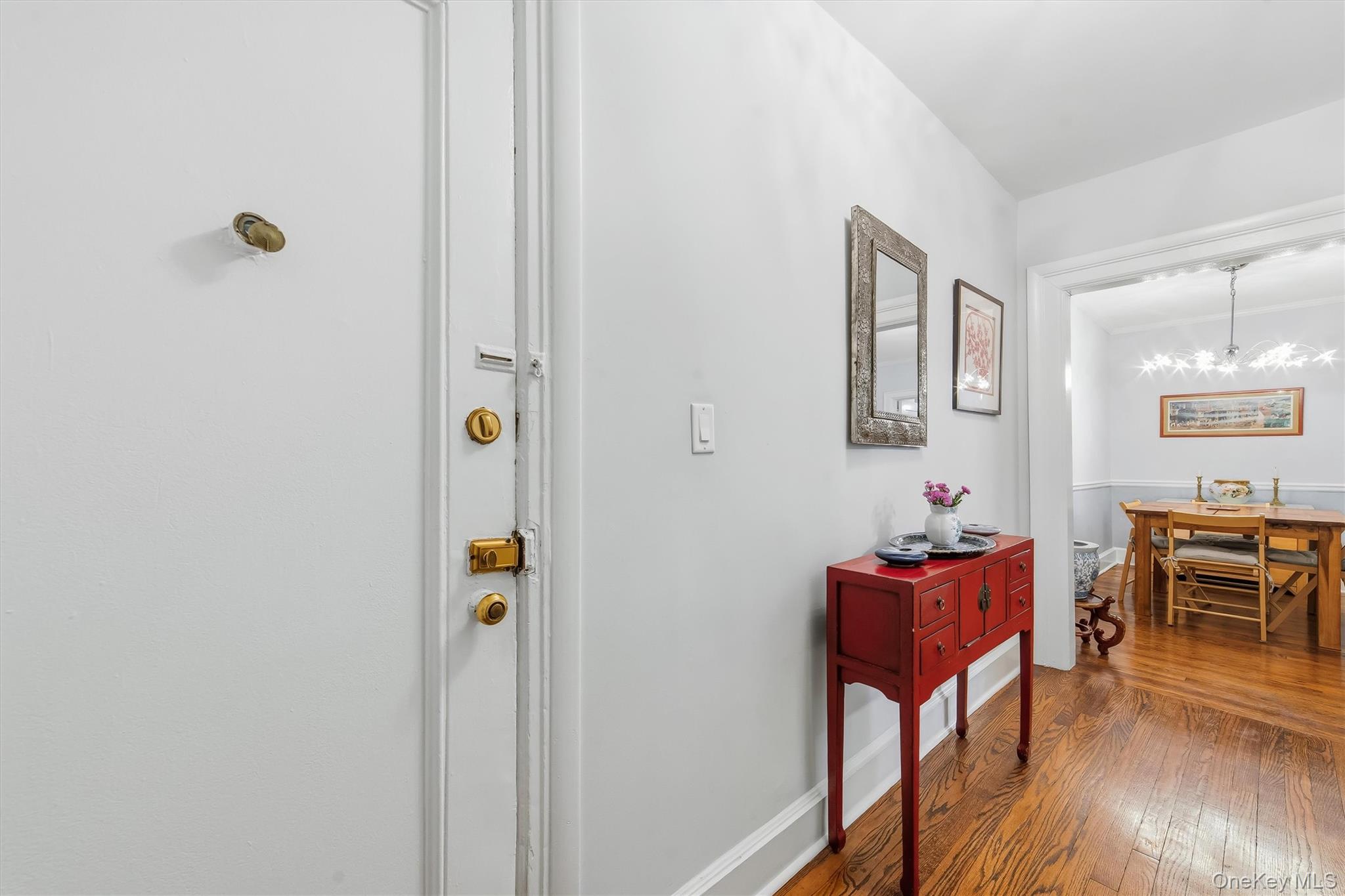 294 Bronxville Road, Unit 1F photo 11