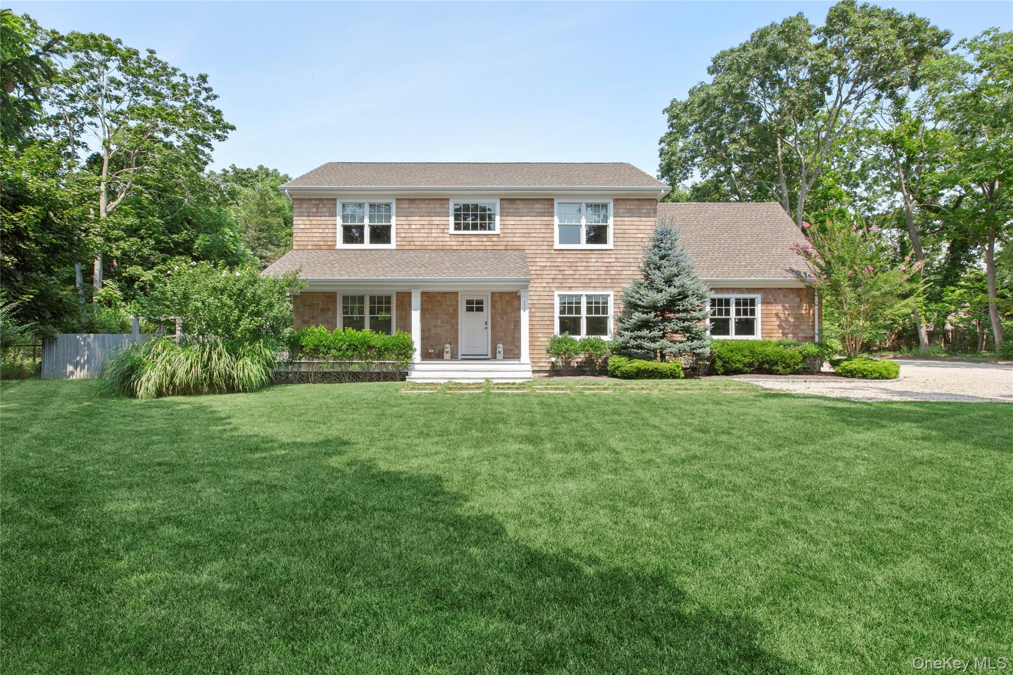 134 Montauk Highway – For Sale photo 2
