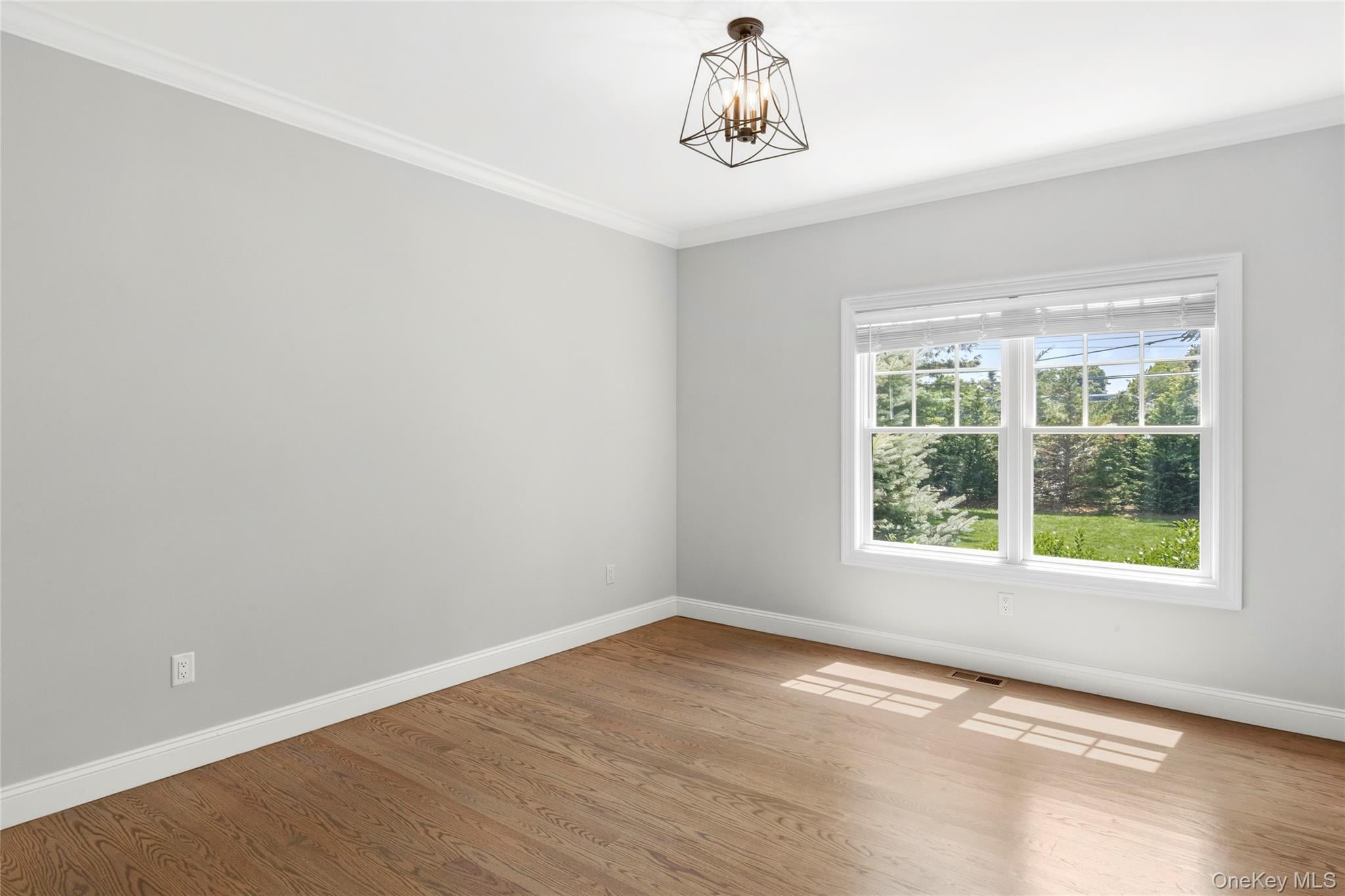 134 Montauk Highway – For Sale photo 12