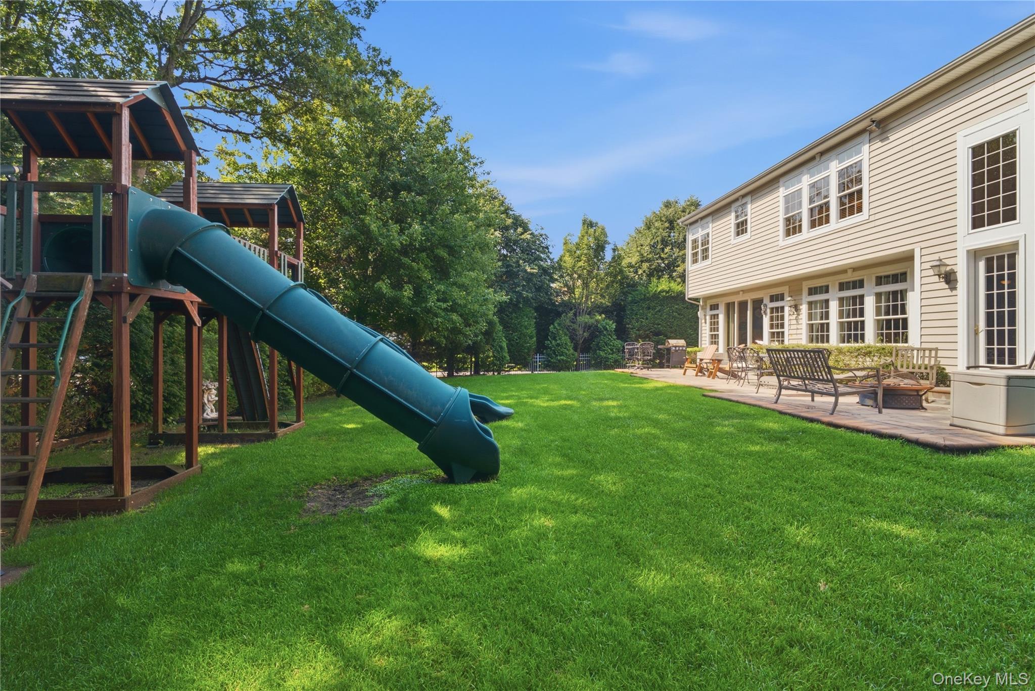 35 Monterrey Drive – For Sale photo 34