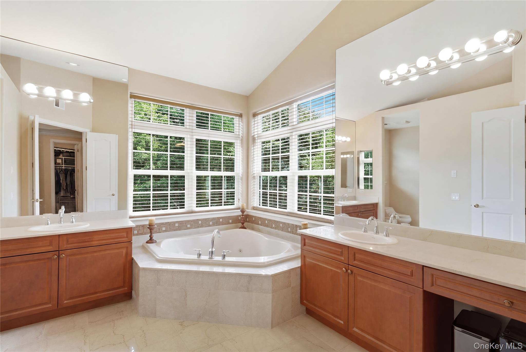 35 Monterrey Drive – For Sale photo 22