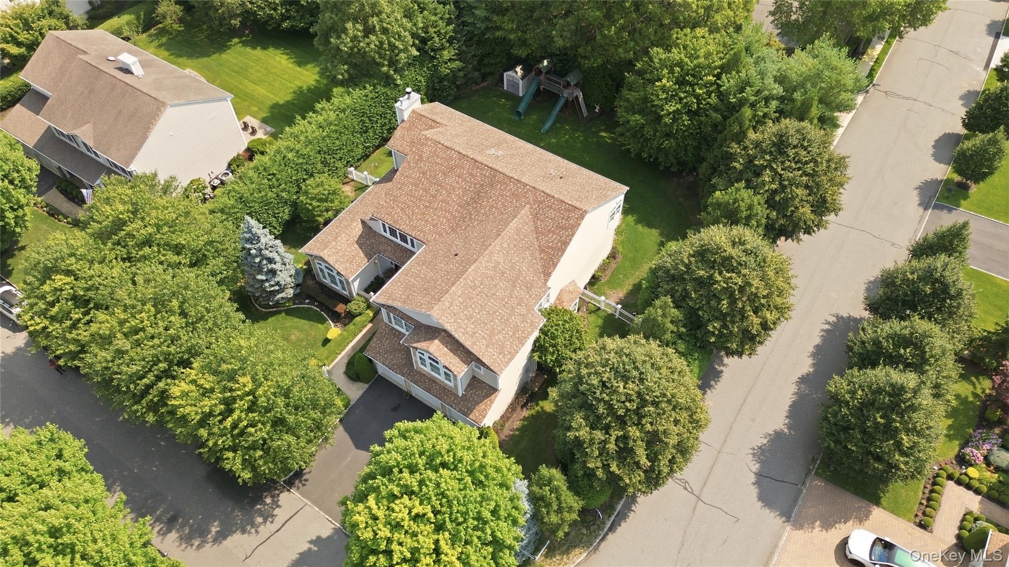 35 Monterrey Drive – For Sale photo 38