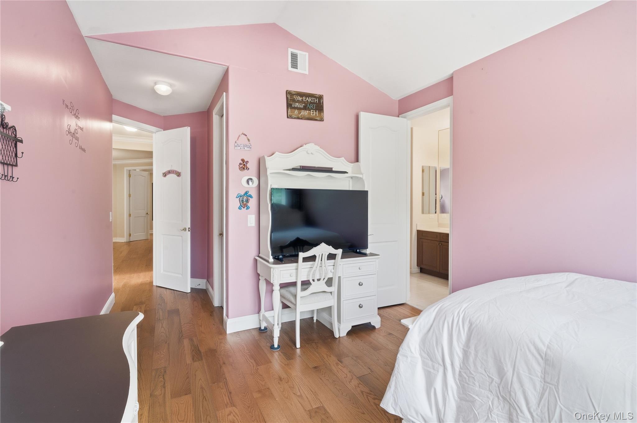 35 Monterrey Drive – For Sale photo 26