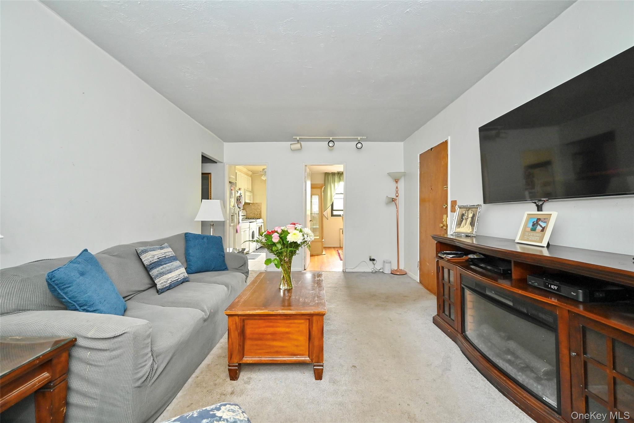 245-12 62 Avenue, Unit 2nd Floor photo 7